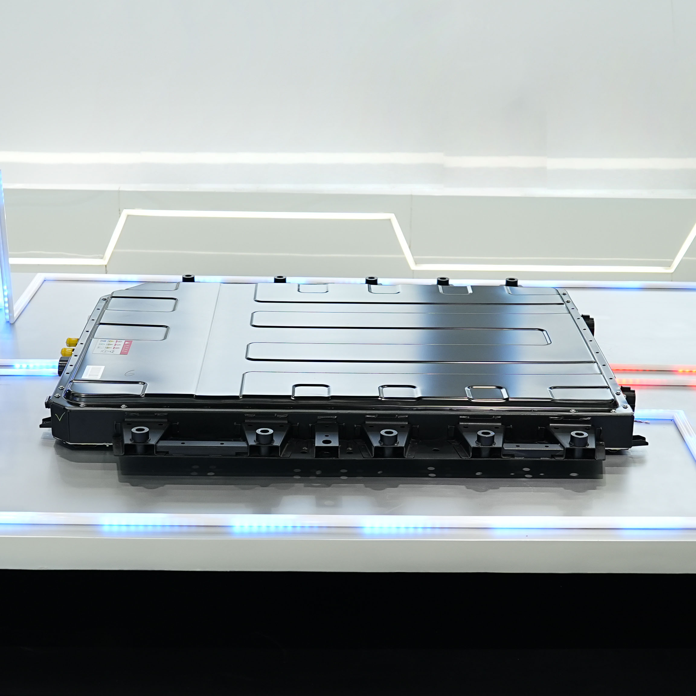 18.97kWh CTP LFP RHEV Battery Pack Liquid Cooling